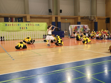 Mavrični vrtiljak 2025 (2)